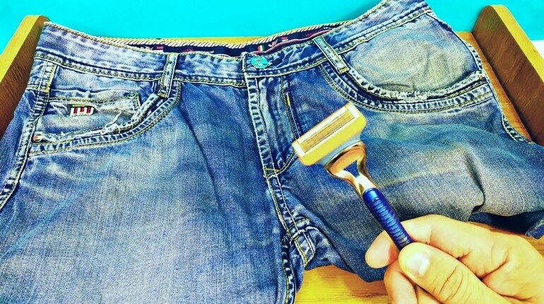 заточка бритвы при помощи обыкновенных джинсов